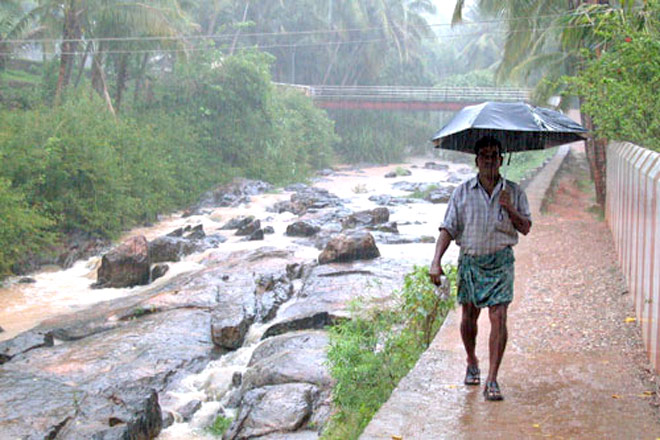 monsoonarrivesinkeralawithabang